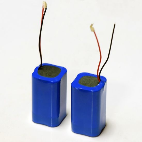 Benutzerdefinierte wiederaufladbare Lithium-Ionen 7,4 V 5200 mAh Li-Ionen-Akku für Notlicht-LED-Blitzlicht-Batterien